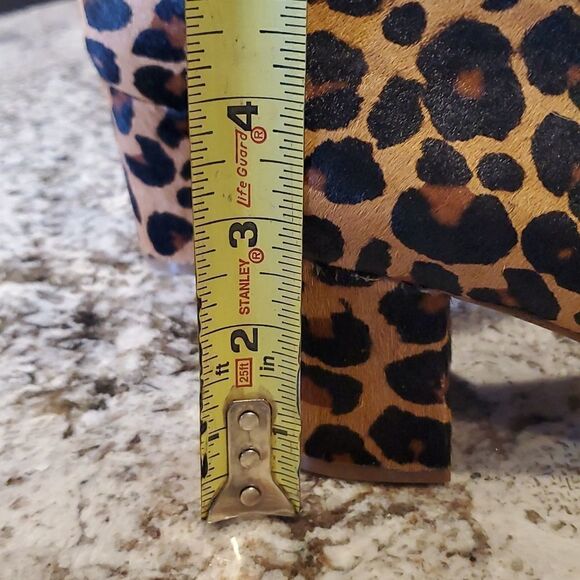 Floriann Bootie Size 9 1/2 M NWT - Picture 10 of 14